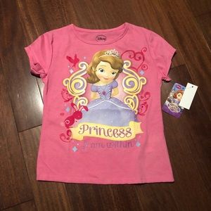 NWT. Sophia the First shirt